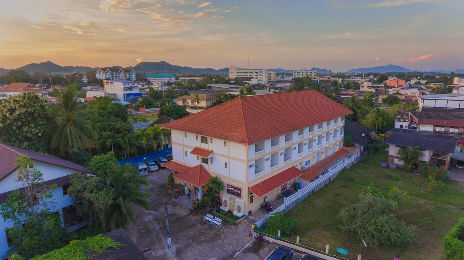 Loei Village Hotel Eksteriør bilde